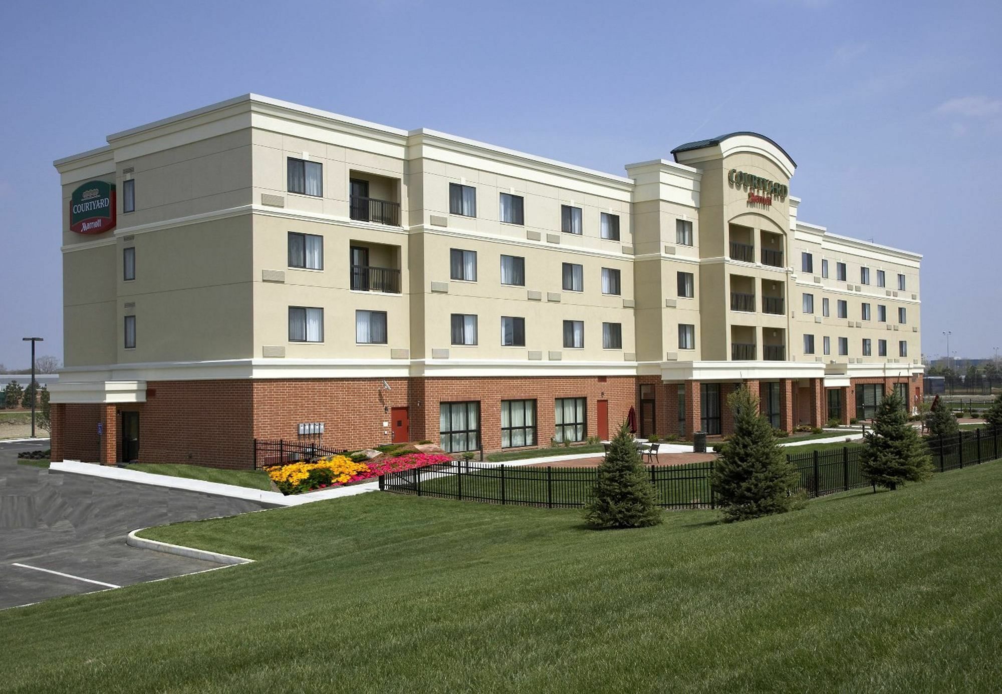 Courtyard Dayton-University Of Dayton Extérieur photo